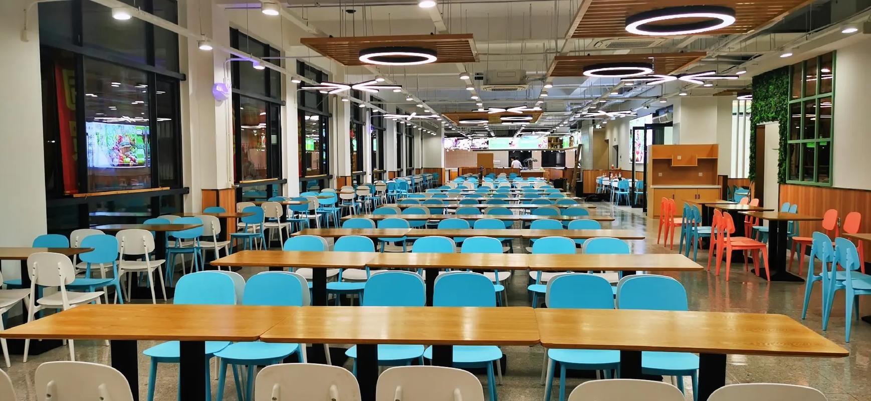 浙江五喜禾餐饮管理[烟花]旗下美食城档口和超市全部